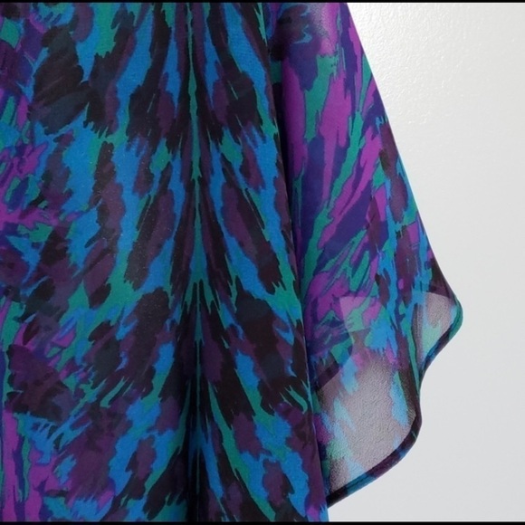 Express Peacock Sheer Blouse with liner, gorgeous - Picture 6 of 6